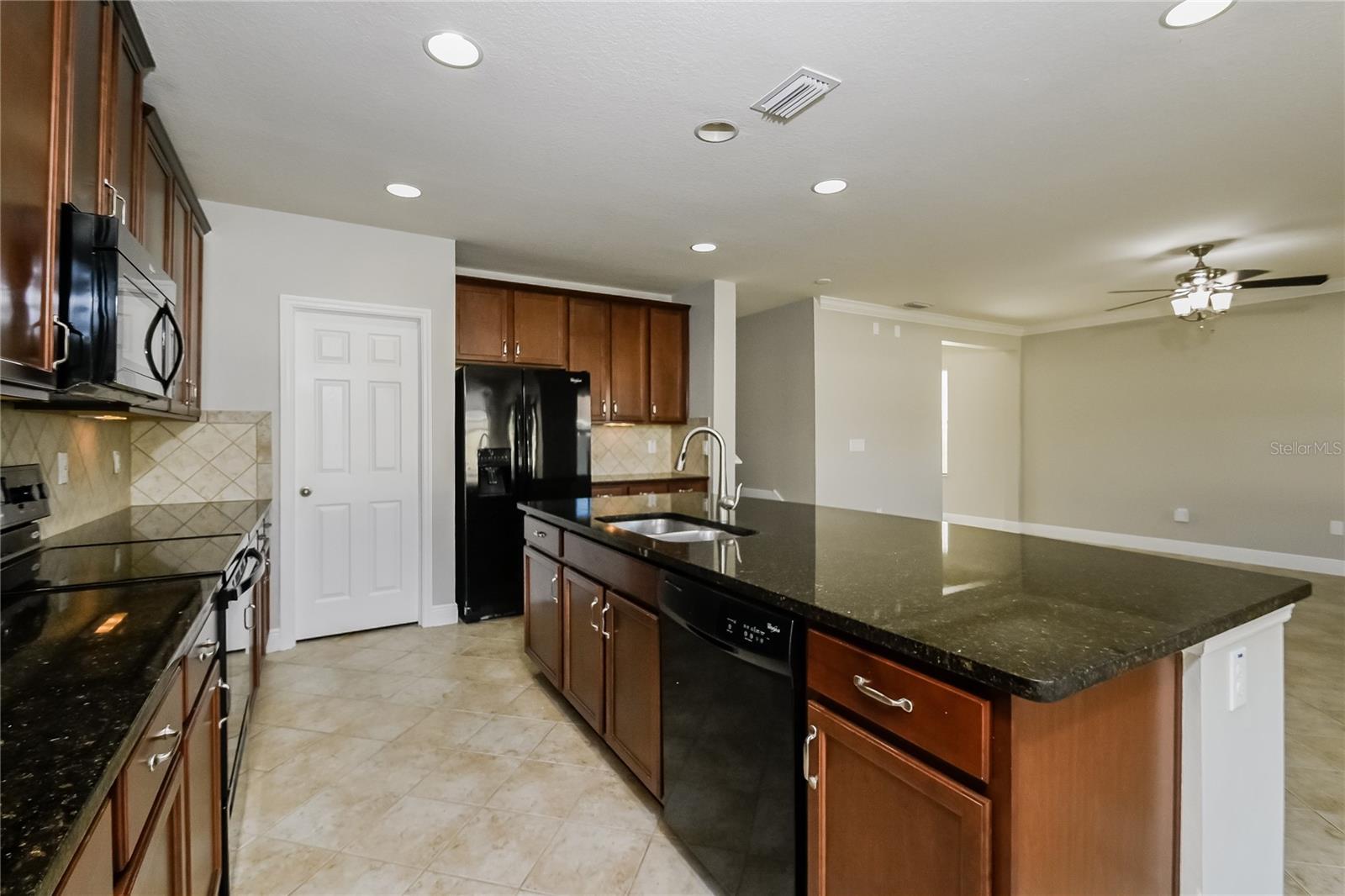 Image 5 of 17 For 10255 Newminster Loop