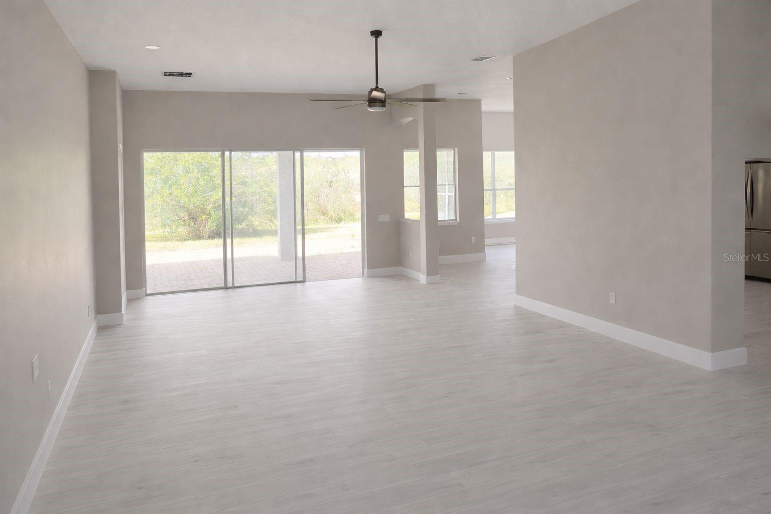 Image 4 of 20 For 3504 Valleyview Drive