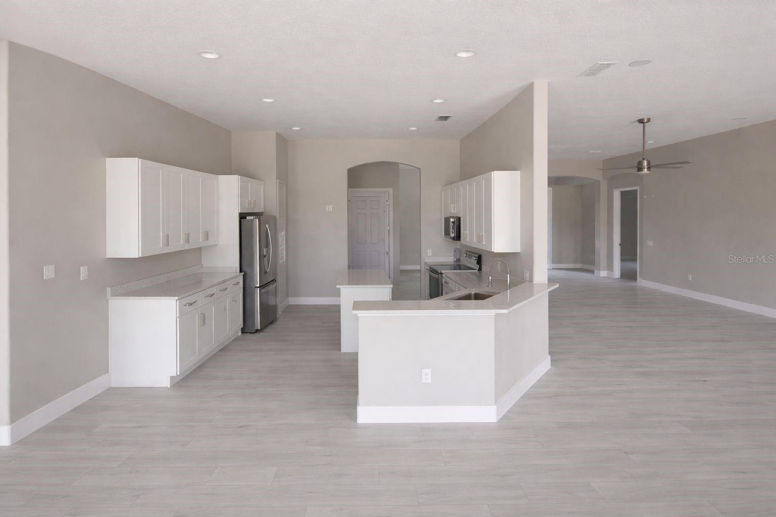 Image 8 of 20 For 3504 Valleyview Drive