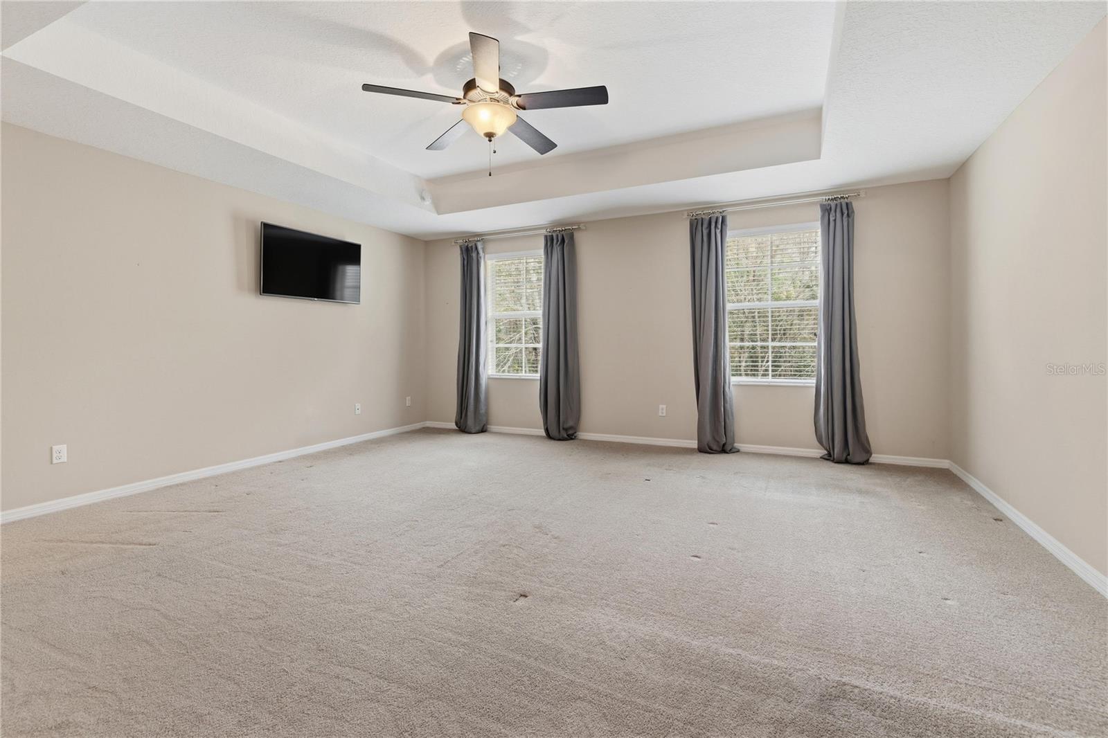 Image 21 of 33 For 315 Terracina Drive