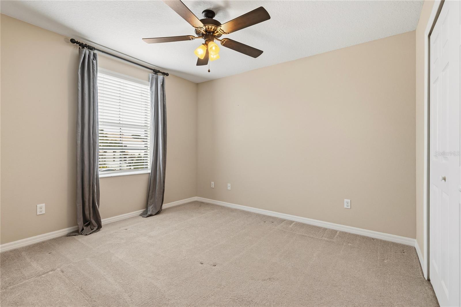 Image 26 of 33 For 315 Terracina Drive