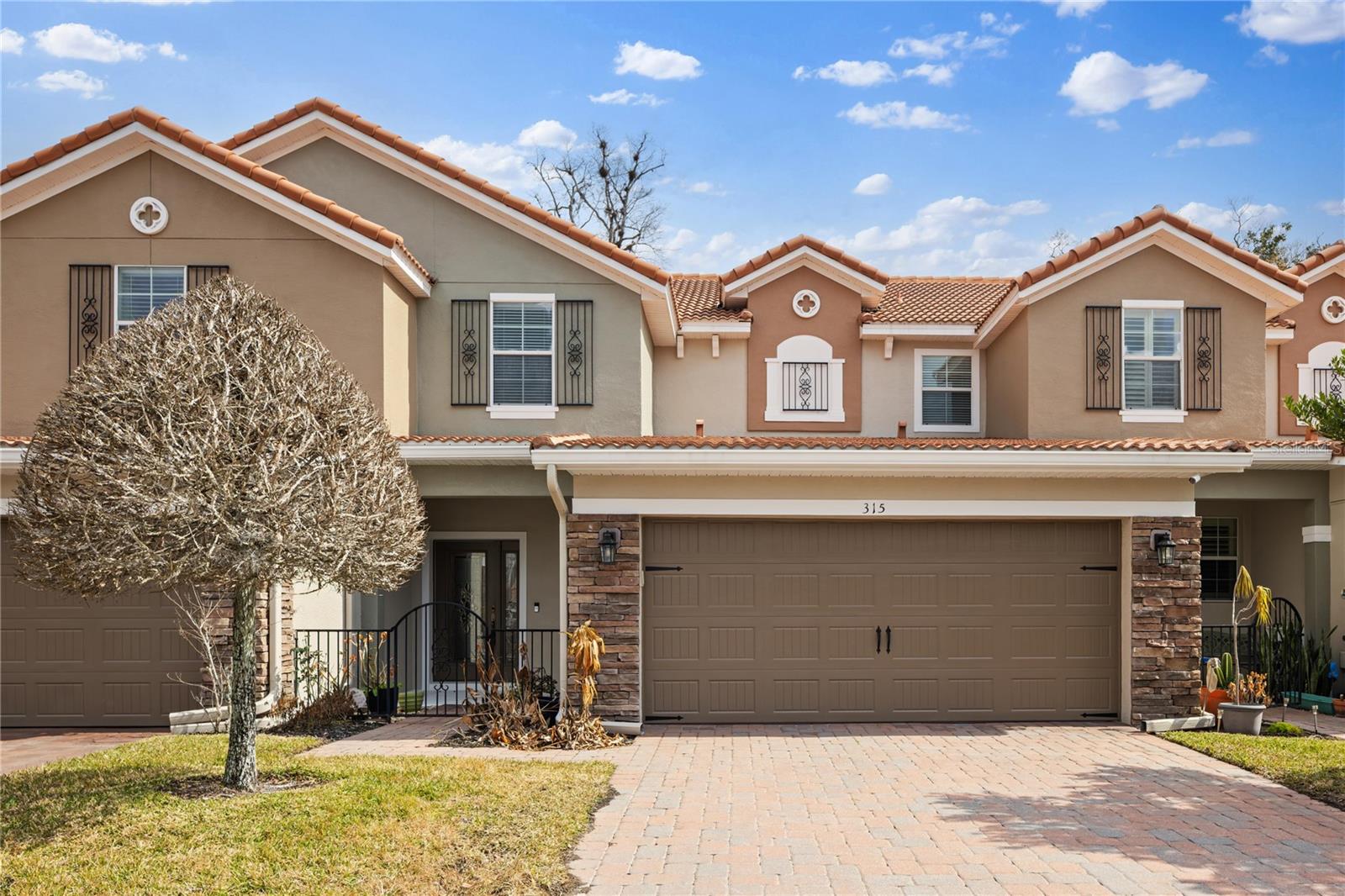 Image 3 of 33 For 315 Terracina Drive