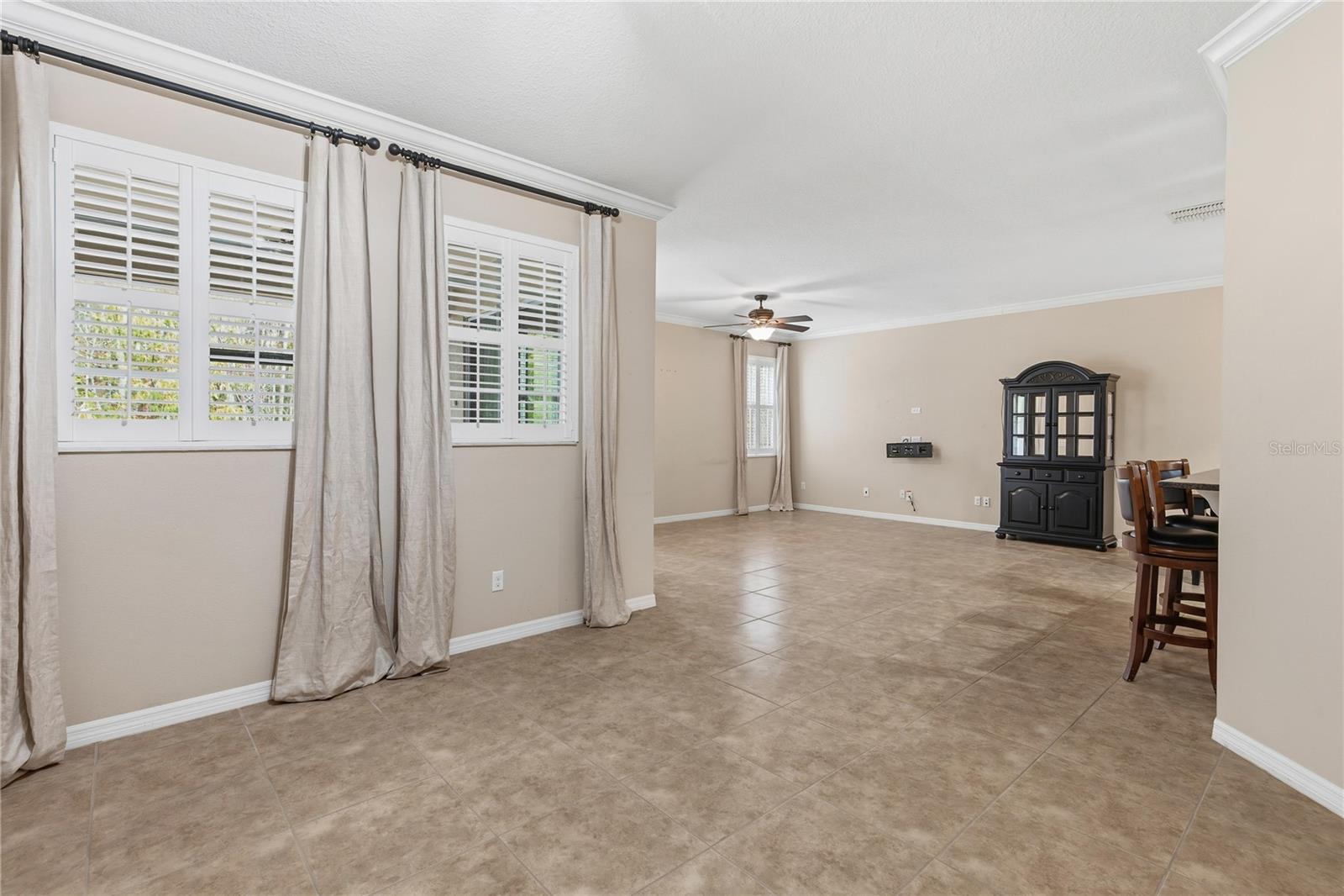 Image 7 of 33 For 315 Terracina Drive