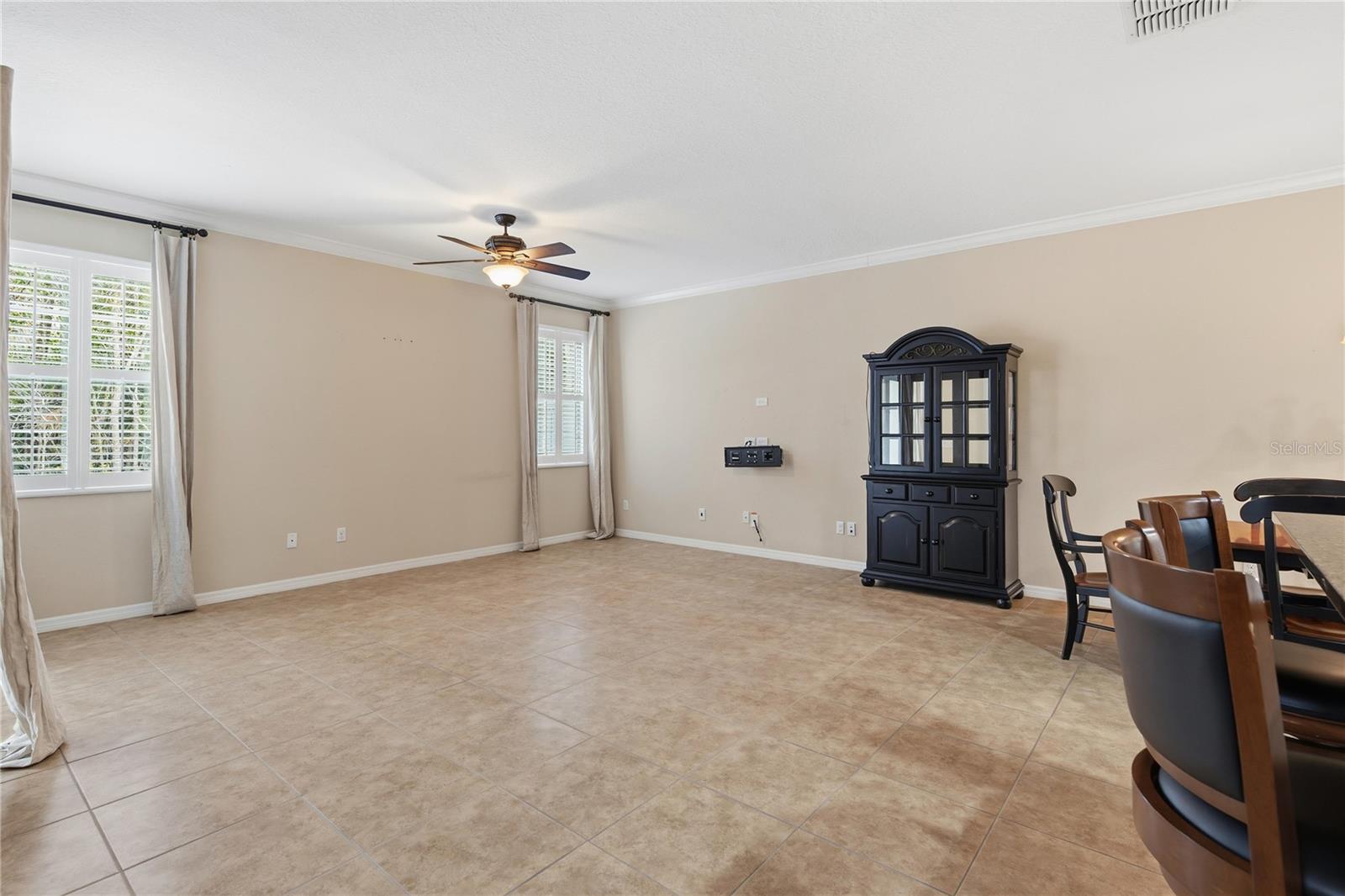 Image 8 of 33 For 315 Terracina Drive