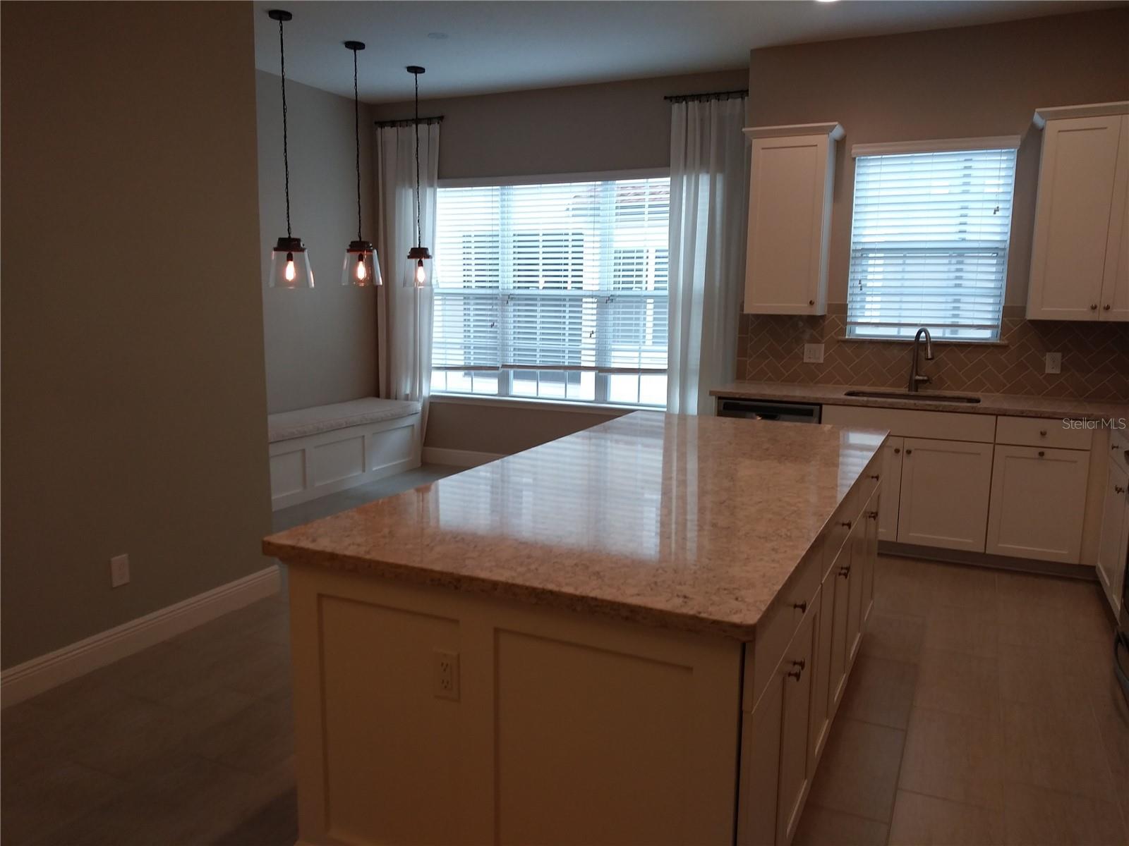 Image 8 of 31 For 1708 Lobelia Drive