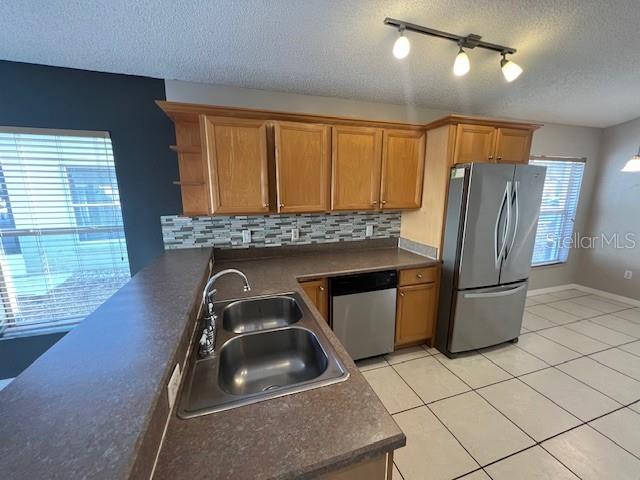 Image 7 of 24 For 202 Woodbury Pines Circle