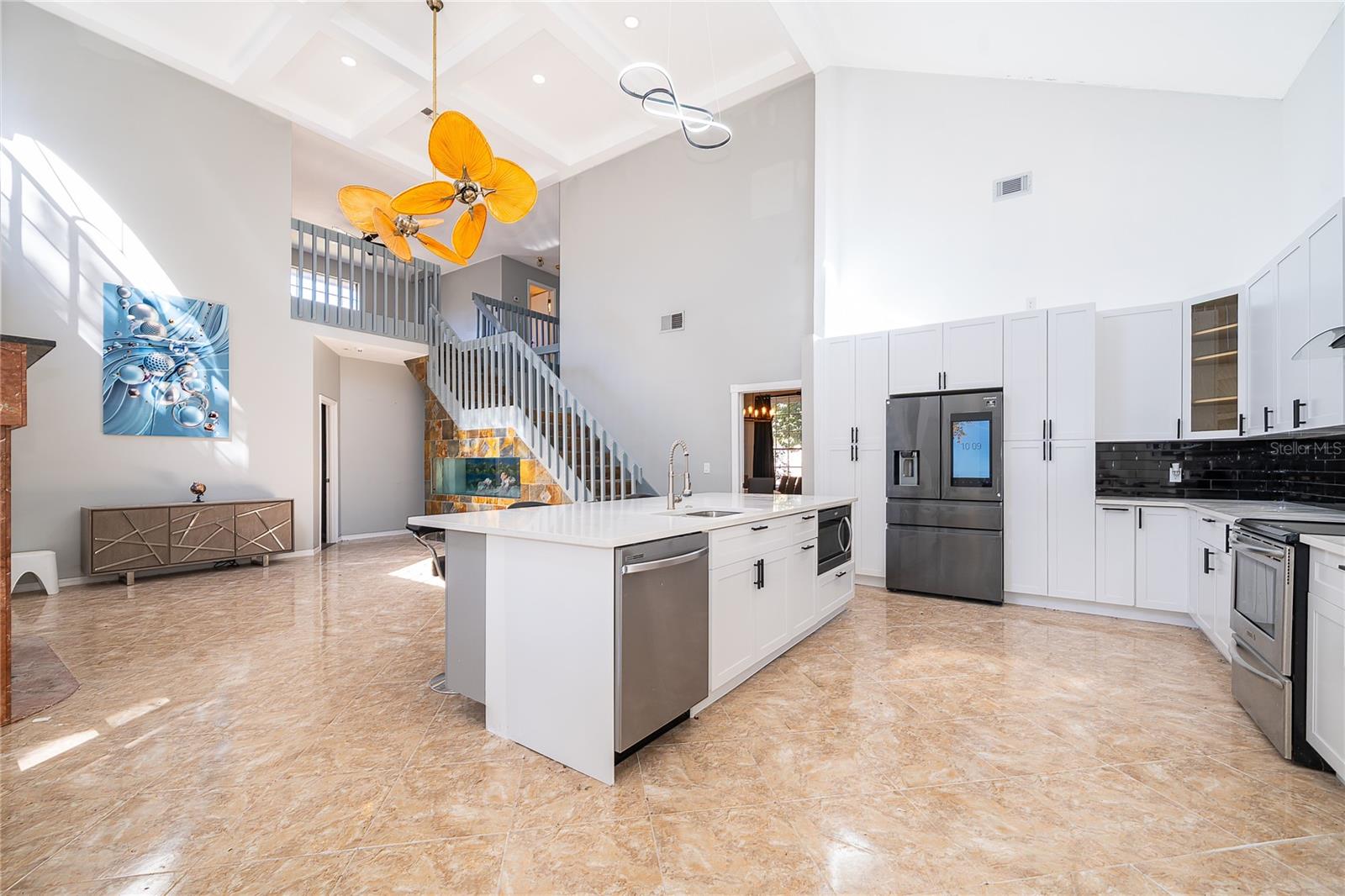 Image 18 of 38 For 2054 Palm Vista Drive