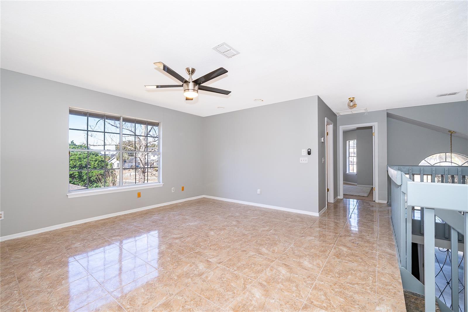 Image 25 of 38 For 2054 Palm Vista Drive