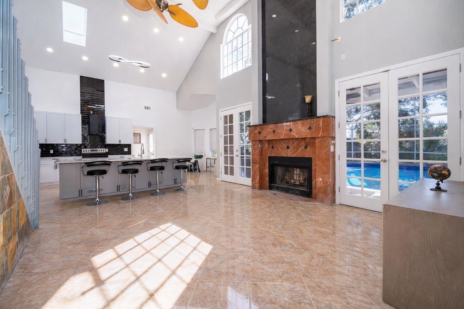 Image 9 of 38 For 2054 Palm Vista Drive