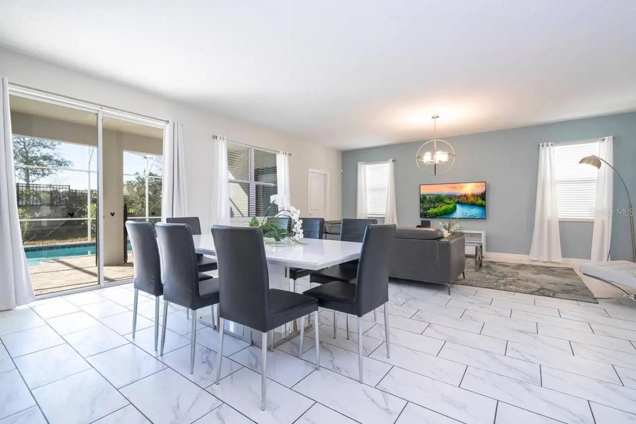 Image 11 of 41 For 8836 Cruden Bay Court