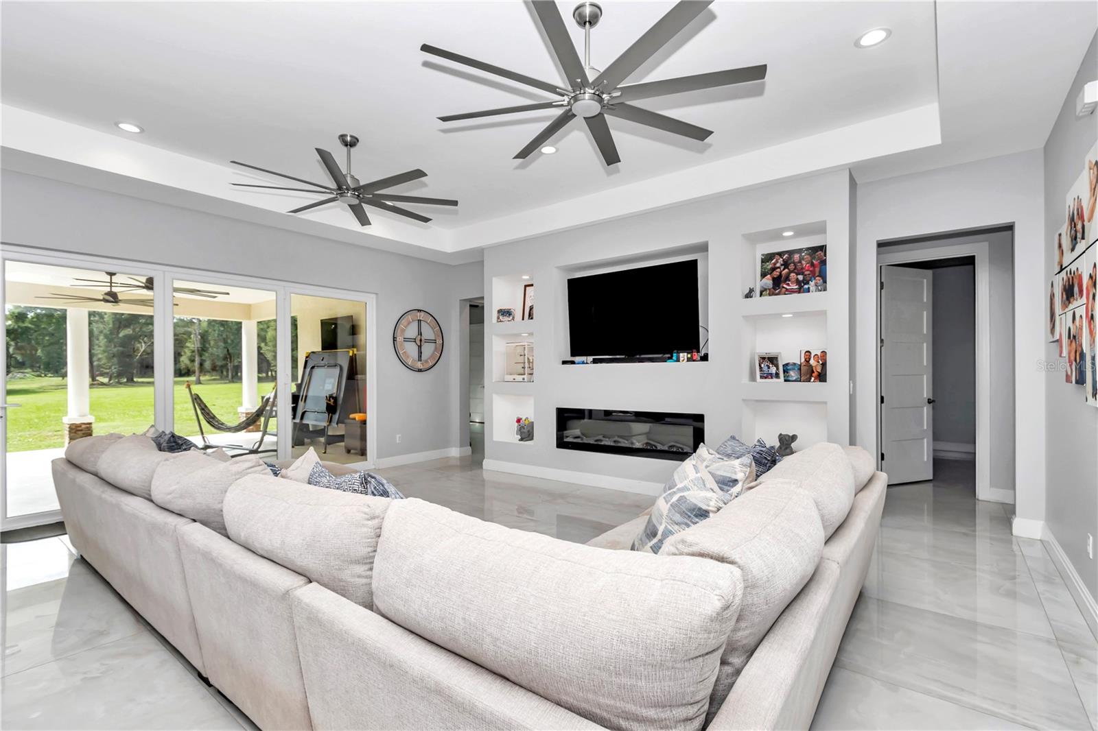 Image 26 of 61 For 14742 4th Avenue