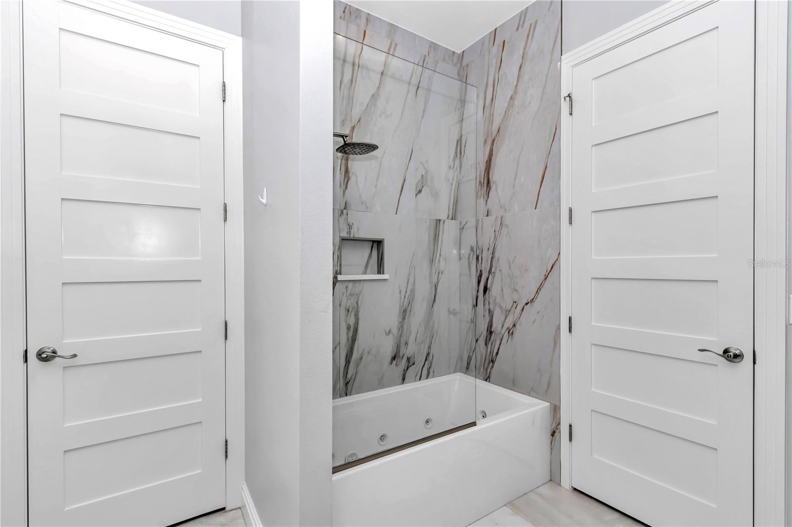 Image 46 of 61 For 14742 4th Avenue