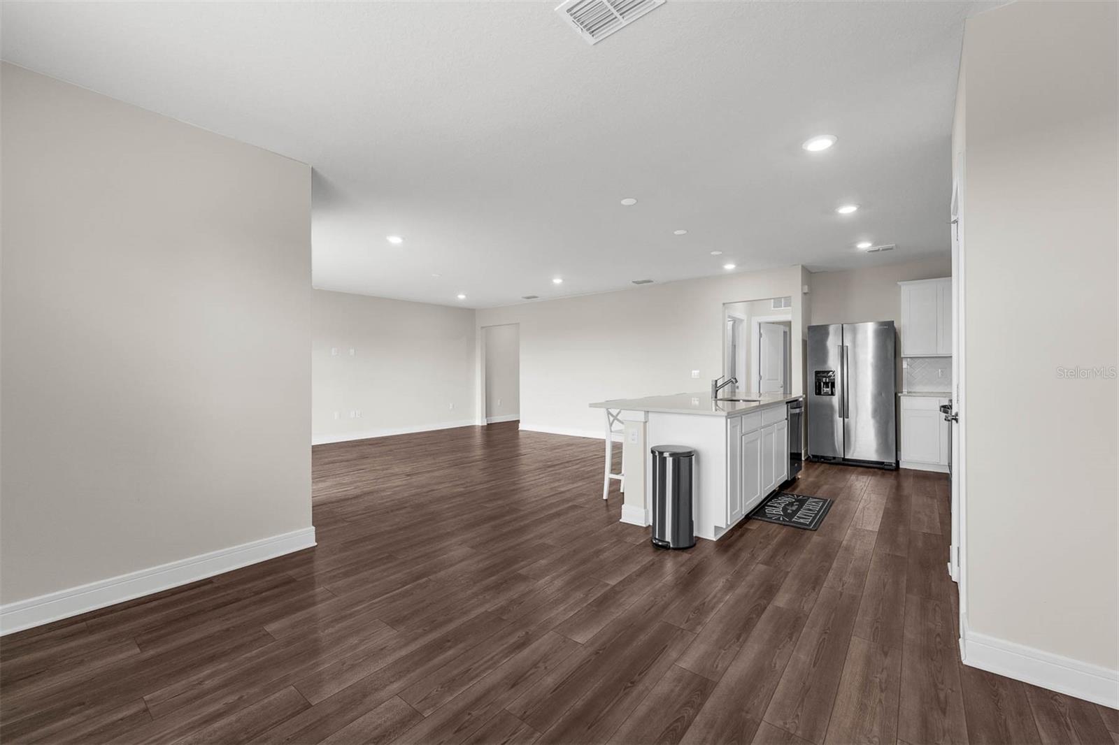 Image 19 of 58 For 7367 Catania Loop