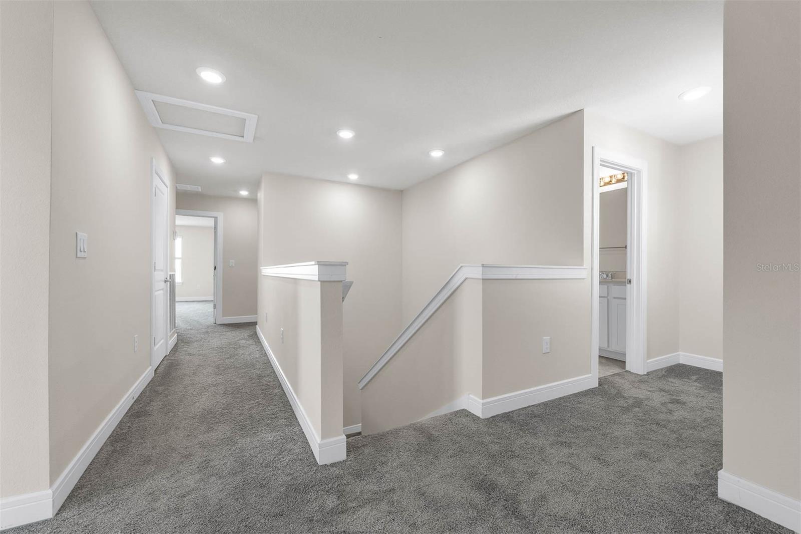 Image 28 of 58 For 7367 Catania Loop