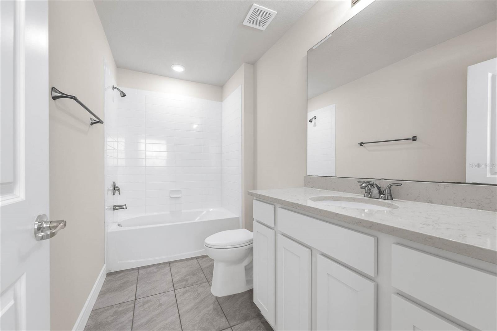 Image 29 of 58 For 7367 Catania Loop