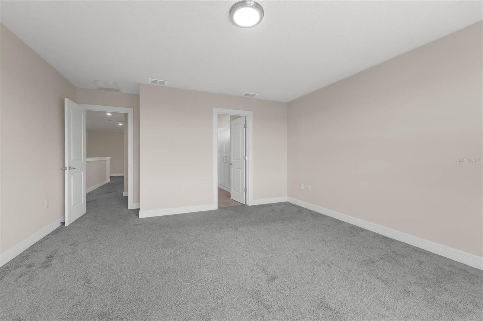 Image 34 of 58 For 7367 Catania Loop