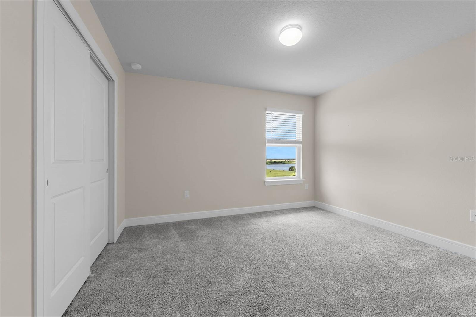 Image 40 of 58 For 7367 Catania Loop