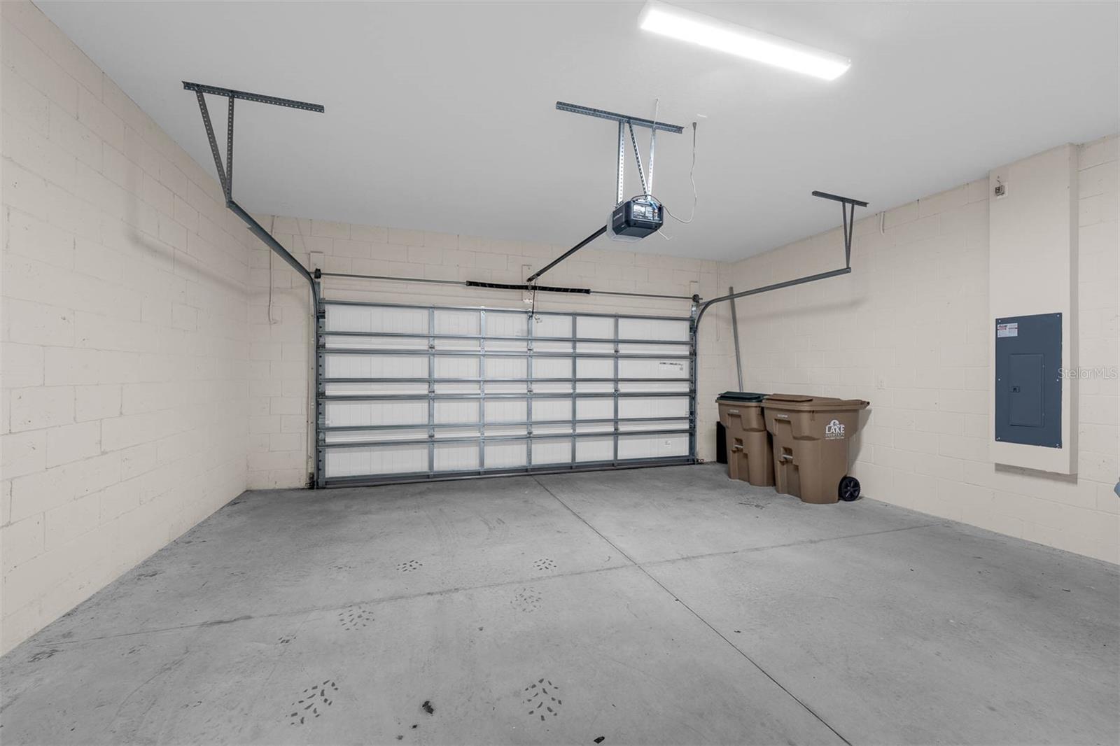 Image 49 of 58 For 7367 Catania Loop