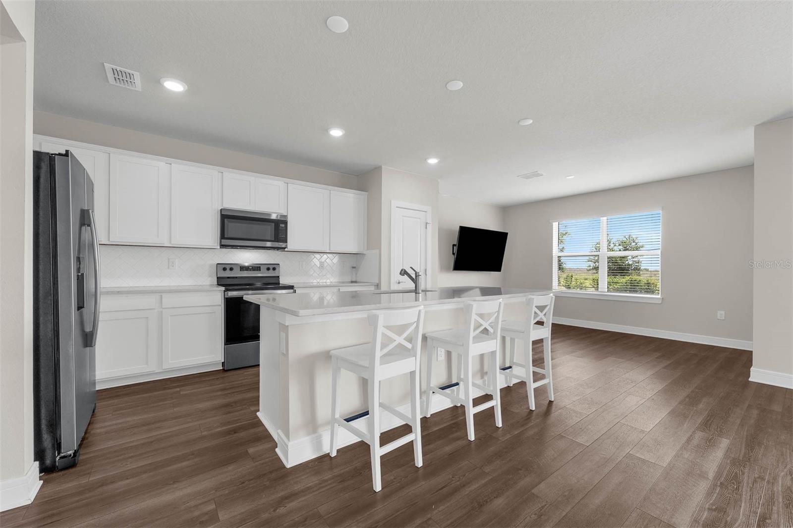 Image 7 of 58 For 7367 Catania Loop