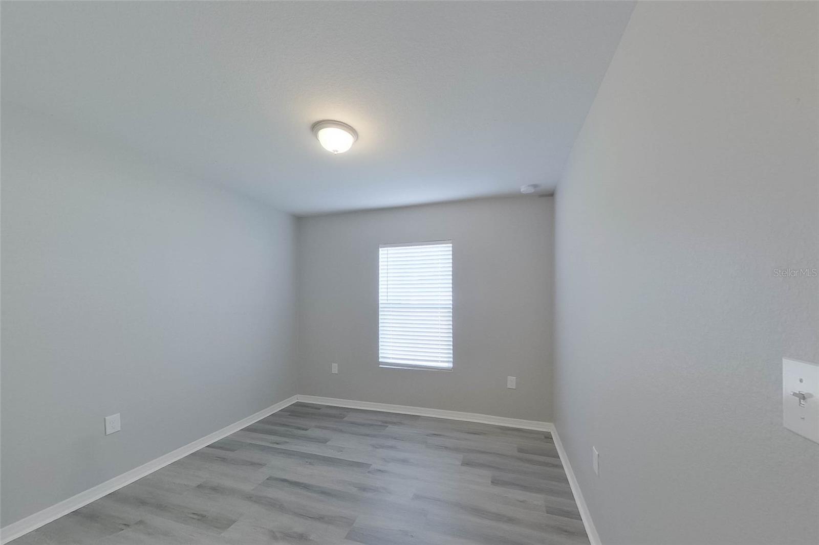 Image 21 of 26 For 2838 19th Place