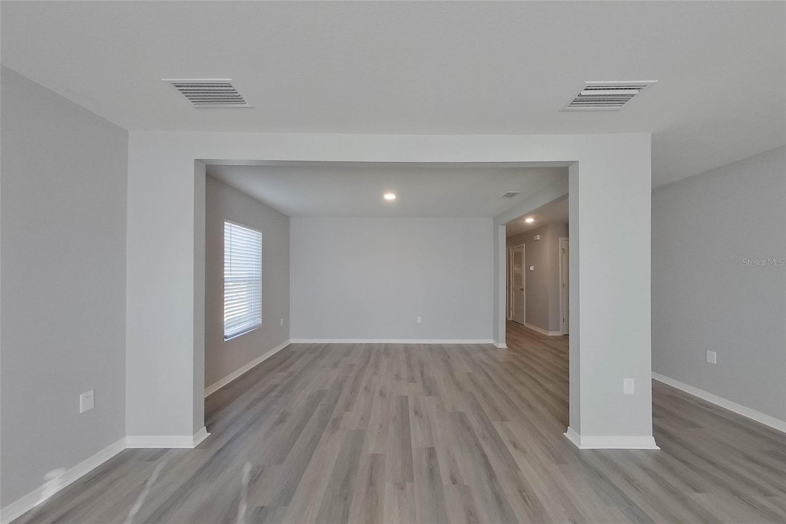 Image 4 of 26 For 2838 19th Place