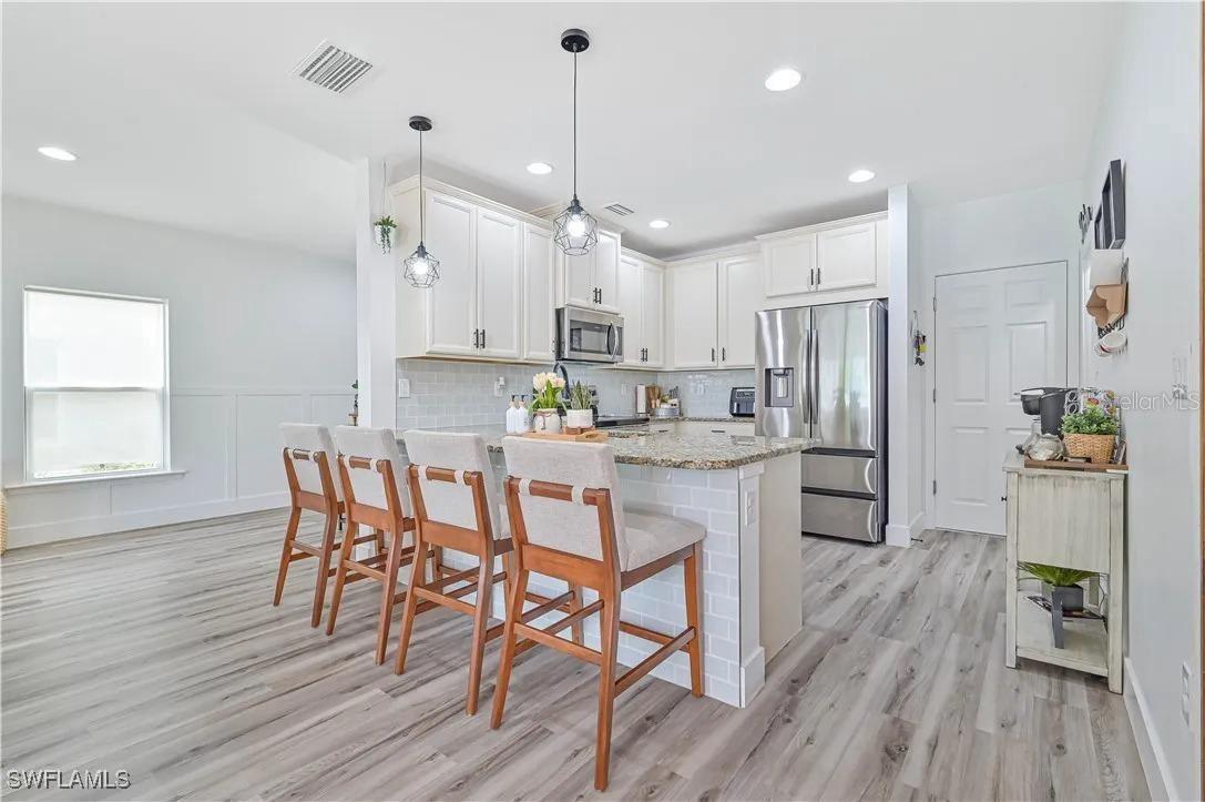 Image 15 of 41 For 3804 Tilbor Circle