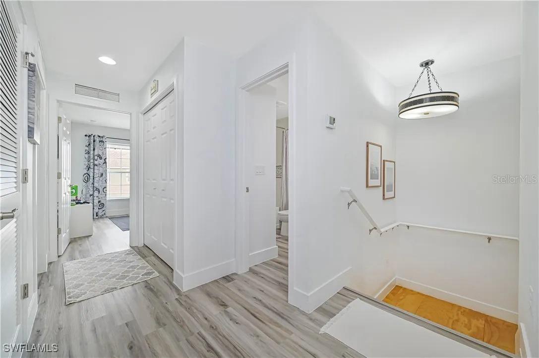 Image 21 of 41 For 3804 Tilbor Circle