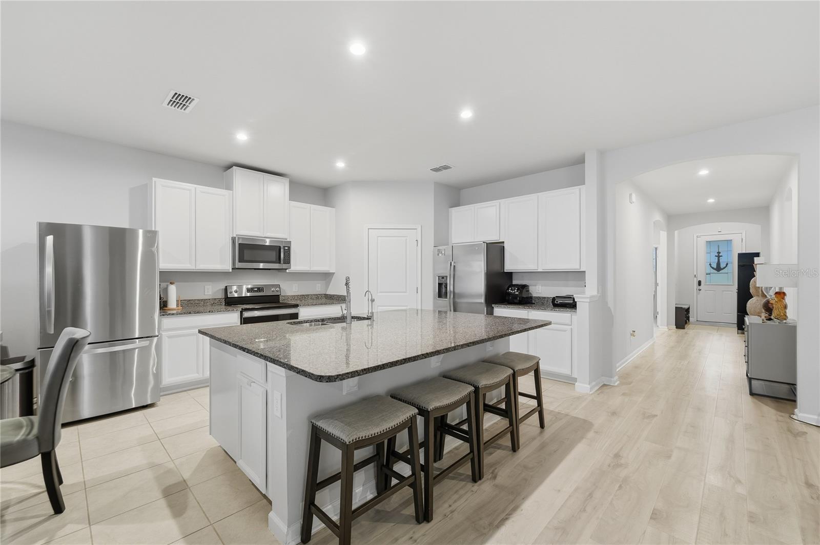 Image 17 of 51 For 3242 Hill Point Street