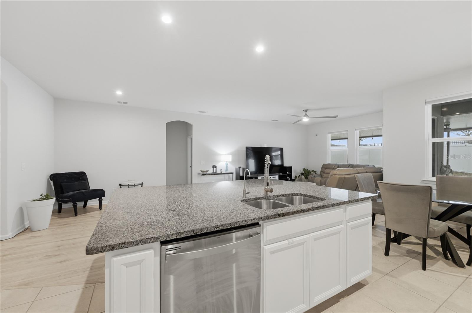 Image 21 of 51 For 3242 Hill Point Street