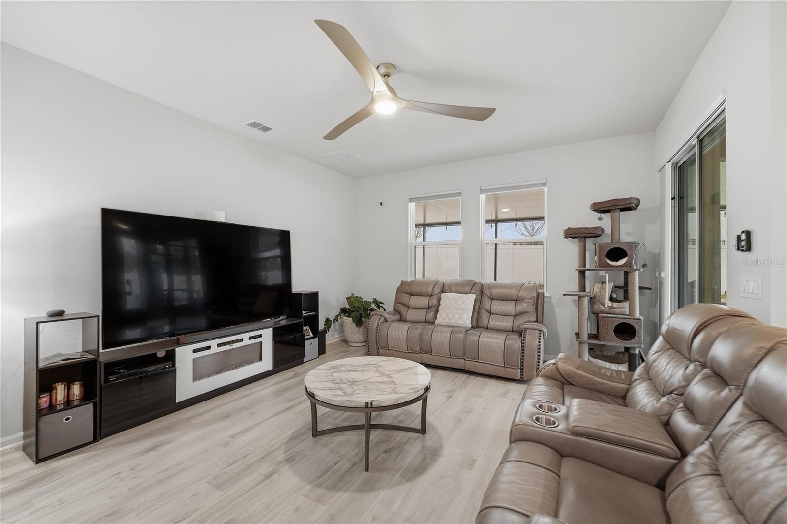 Image 24 of 51 For 3242 Hill Point Street