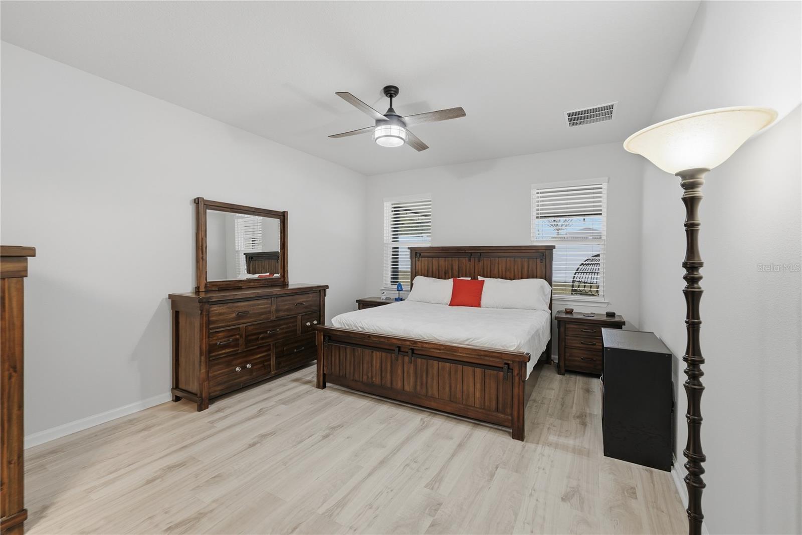 Image 28 of 51 For 3242 Hill Point Street