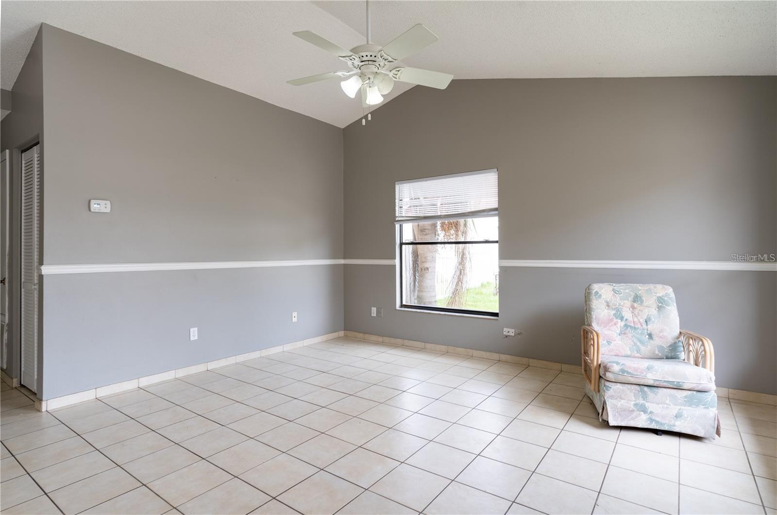 Image 11 of 17 For 1220 Easton Street