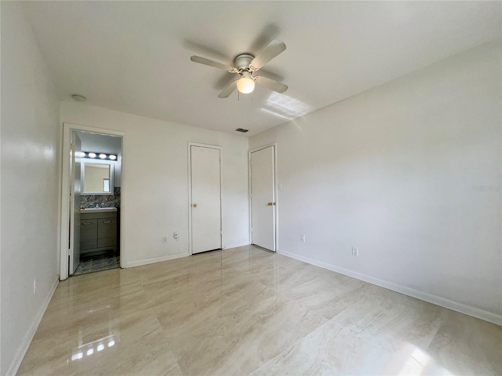 Image 4 of 16 For 2848 Empire Place