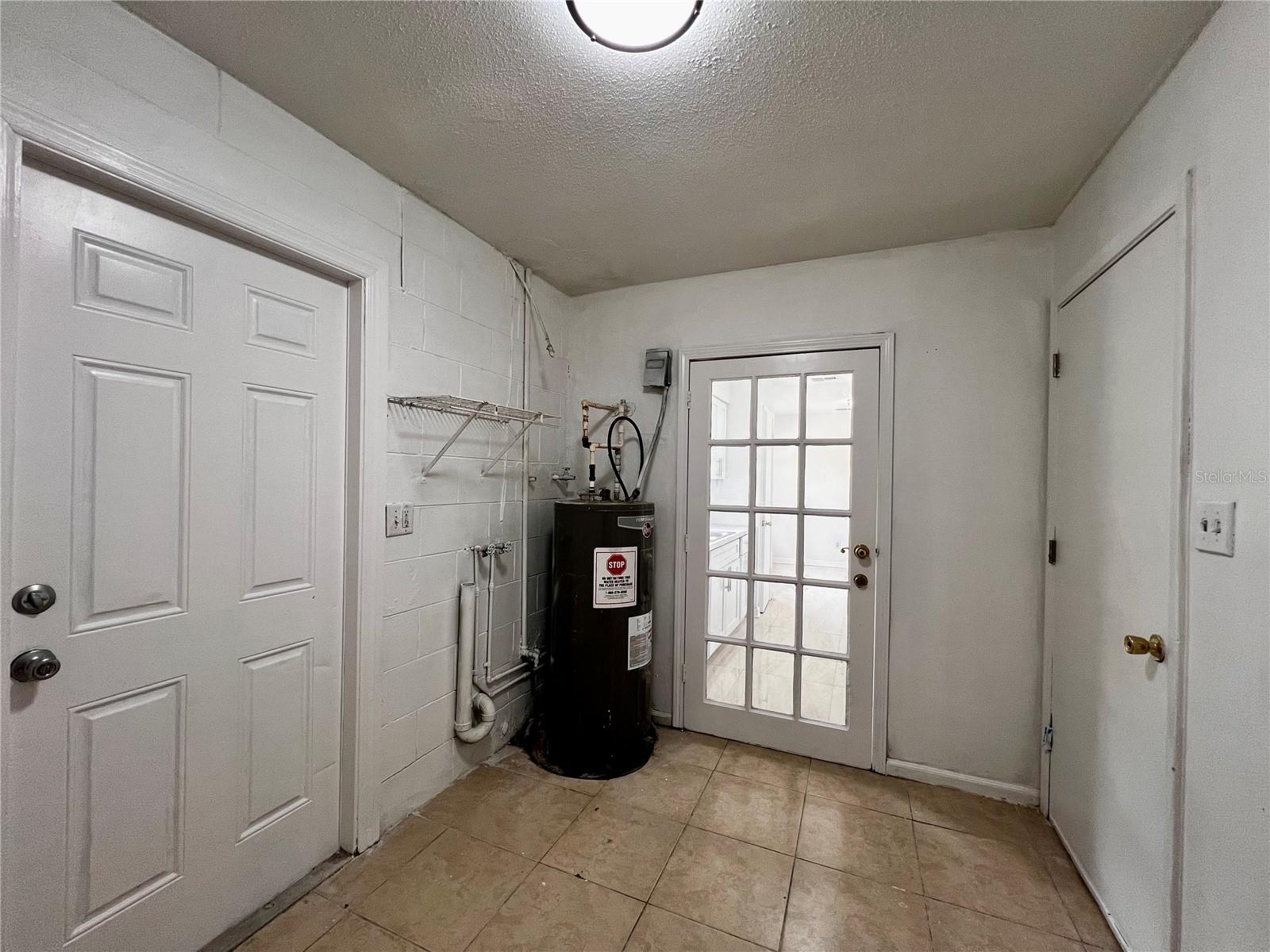 Image 6 of 16 For 2848 Empire Place