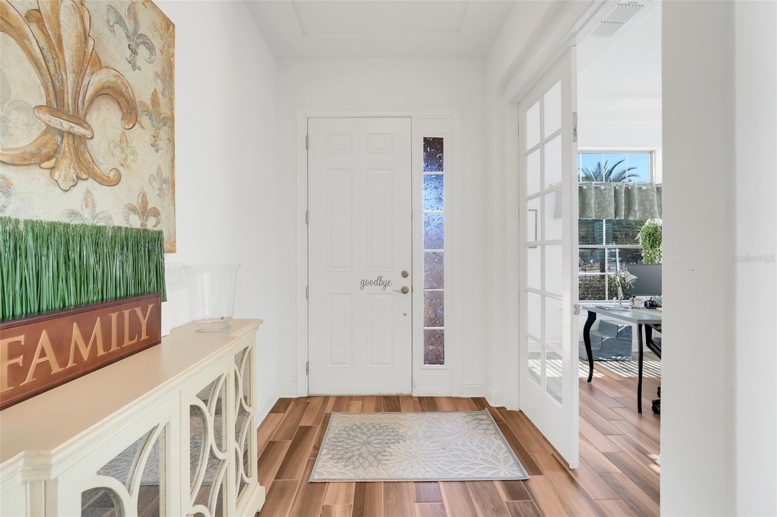 Image 5 of 47 For 4080 Longbow Drive