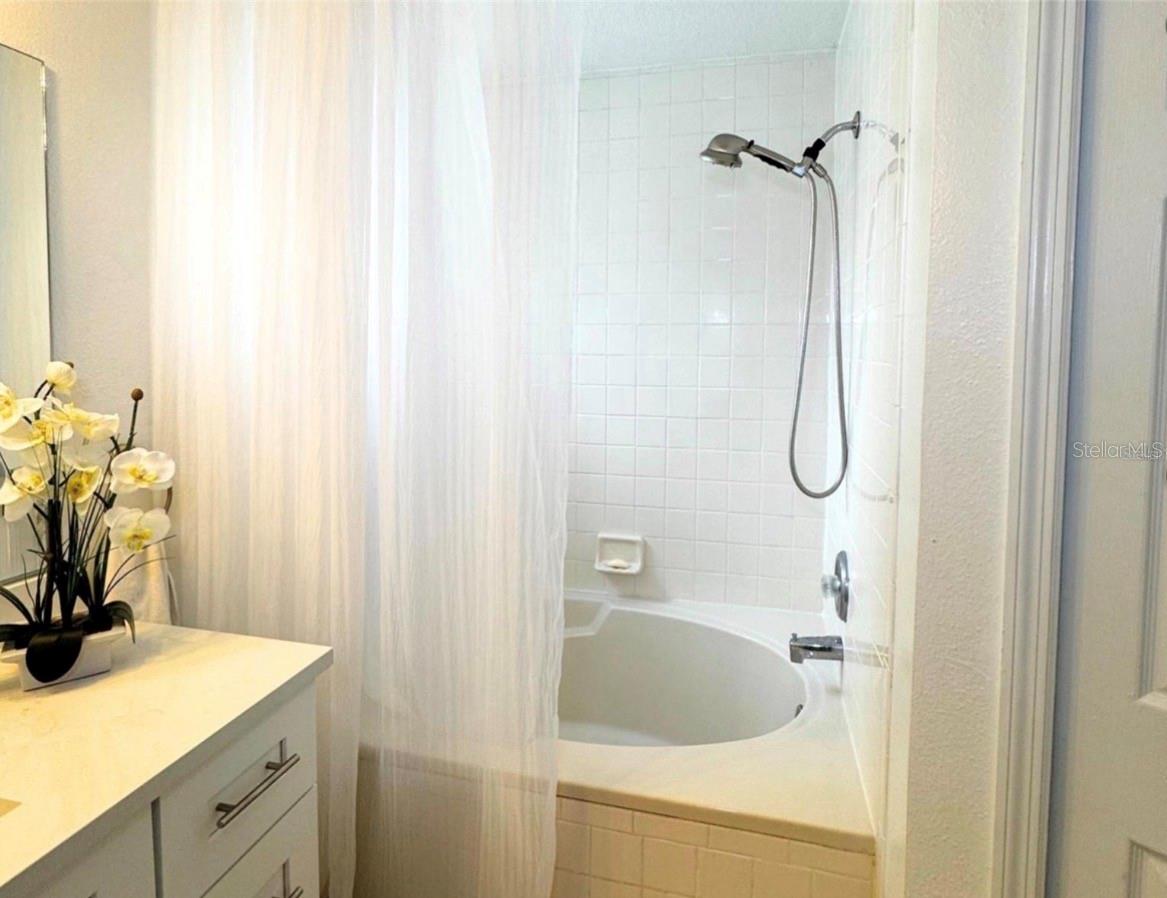 Image 13 of 19 For 3607 Minute Maid Ramp Rd 1