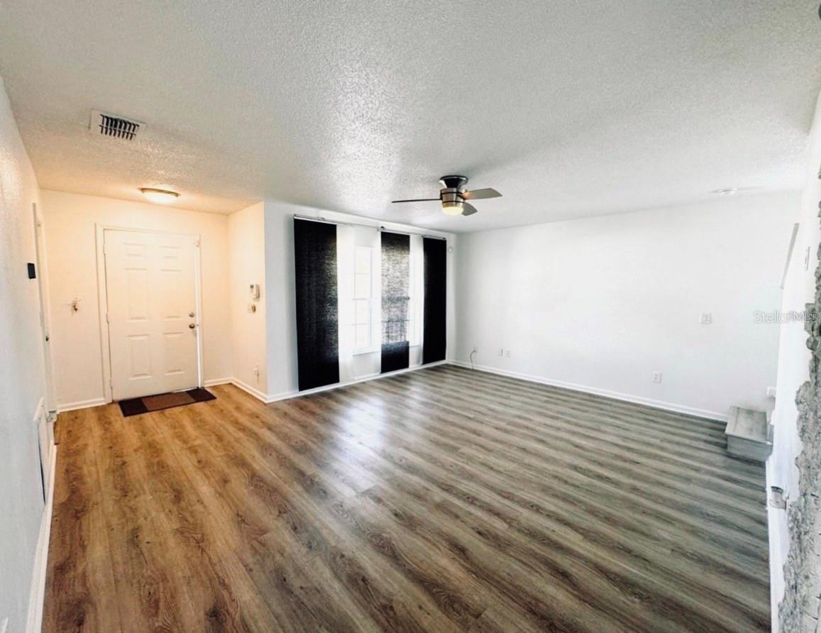 Image 5 of 19 For 3607 Minute Maid Ramp Rd 1