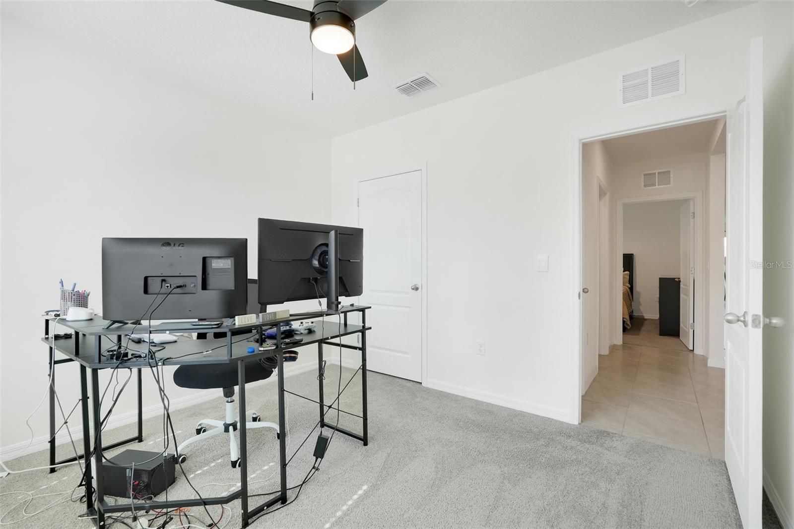 Image 18 of 32 For 11400 Amber Ridge Drive