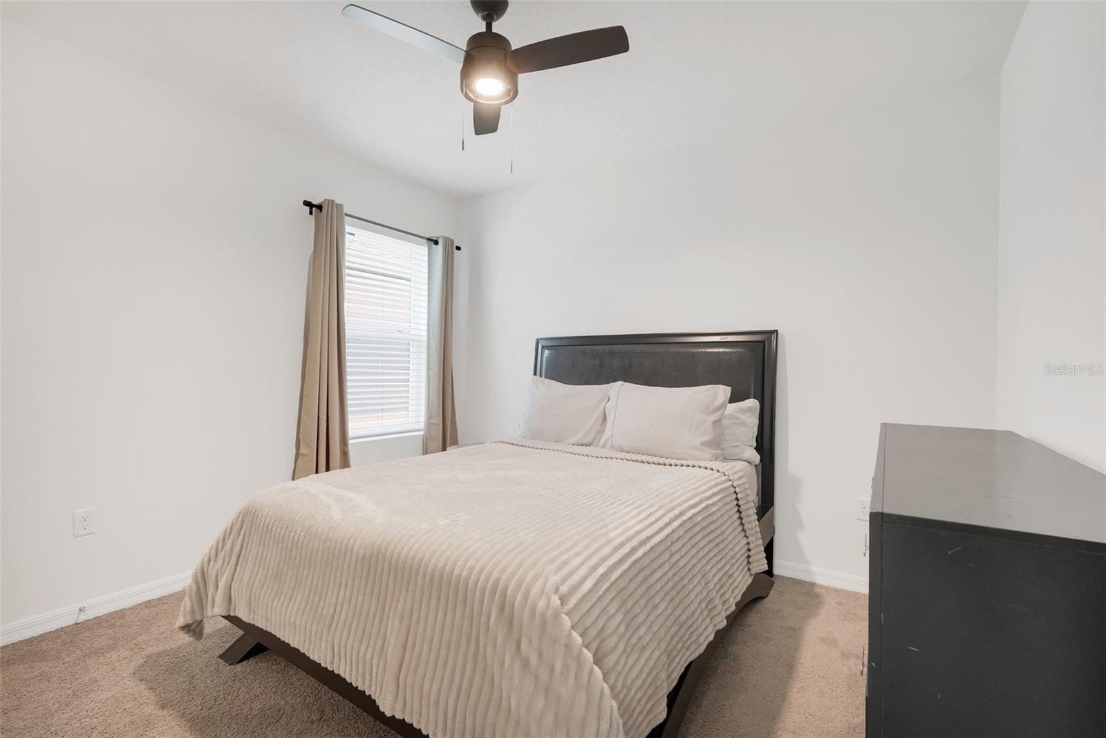 Image 20 of 32 For 11400 Amber Ridge Drive