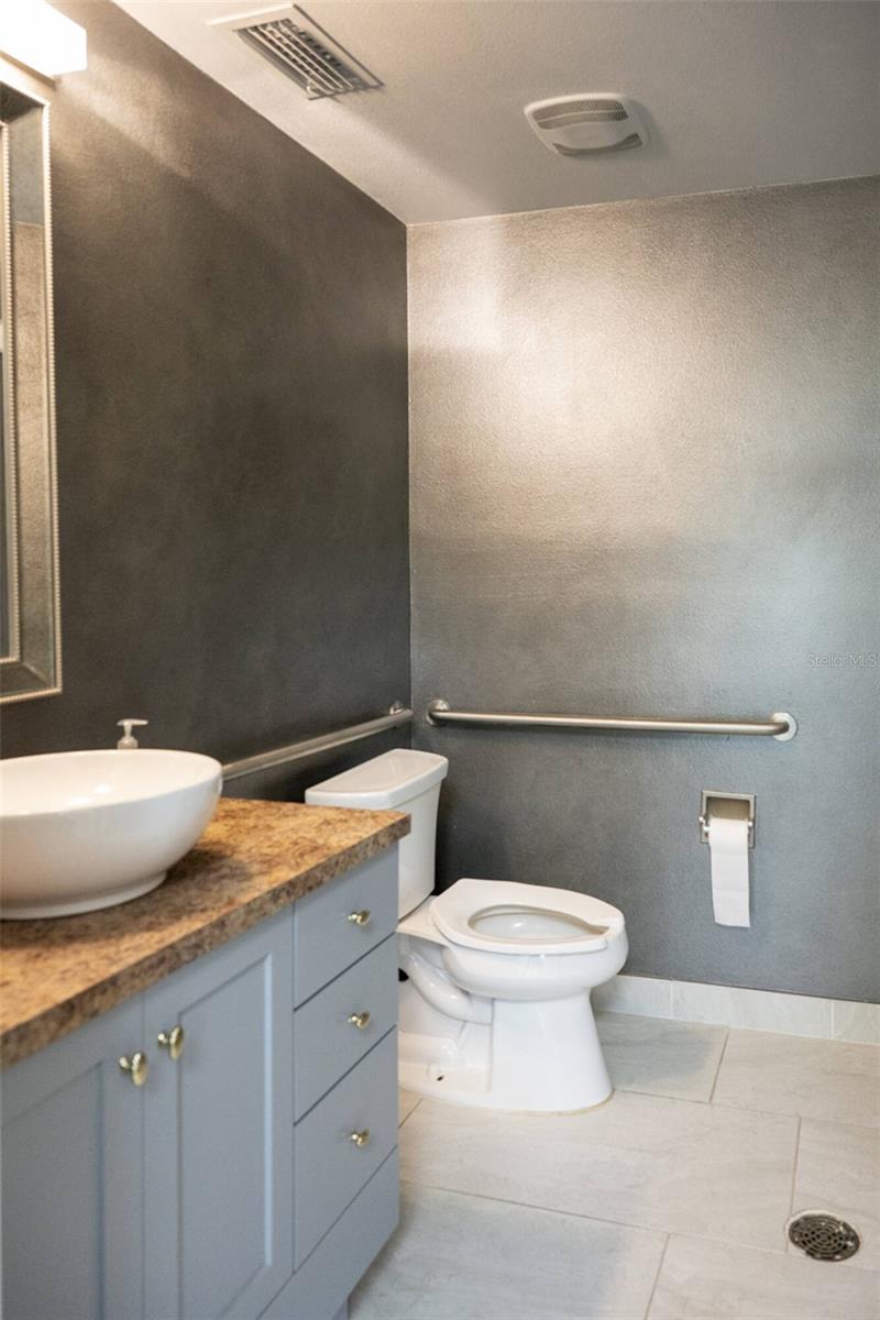 Image 10 of 12 For 1445 Mitchell Hammock Road 1