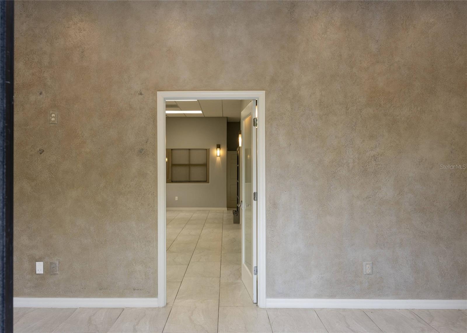 Image 5 of 12 For 1445 Mitchell Hammock Road 1