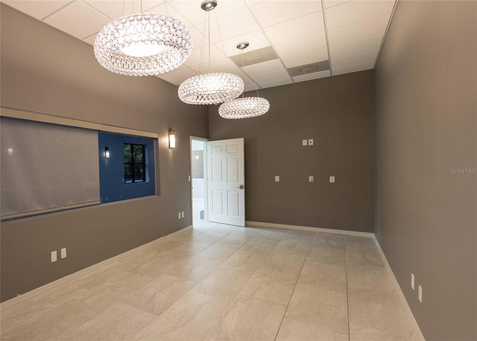 Image 8 of 12 For 1445 Mitchell Hammock Road 1