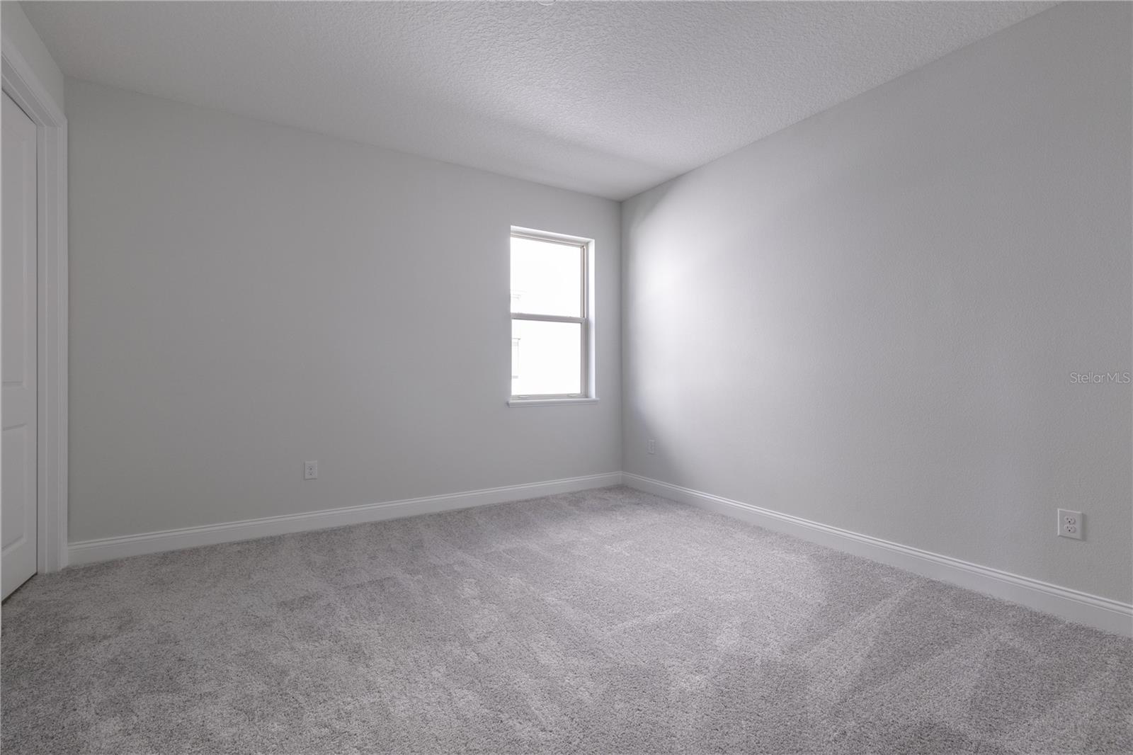 Image 20 of 27 For 10475 Royal Cypress Way