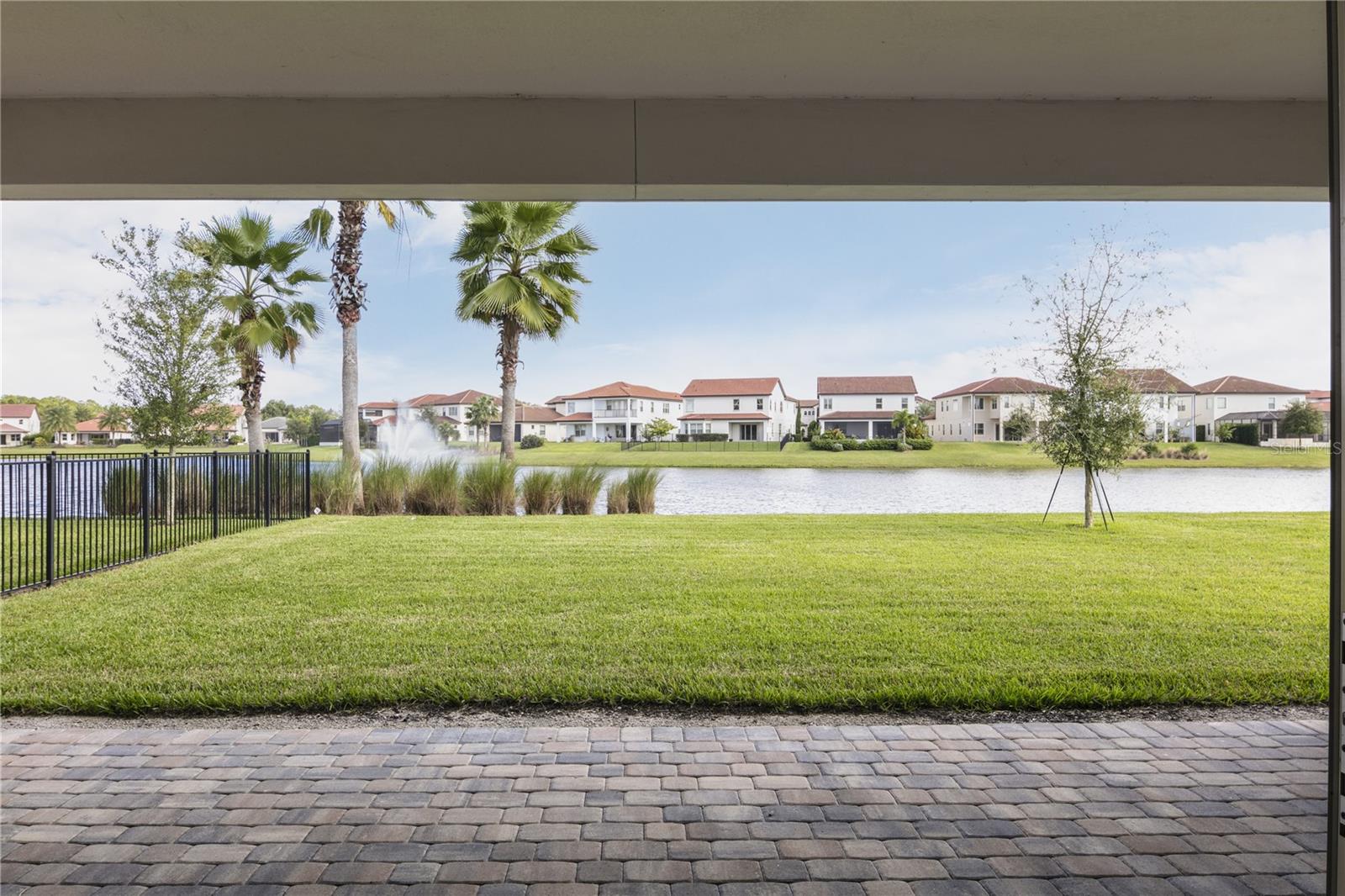 Image 26 of 27 For 10475 Royal Cypress Way