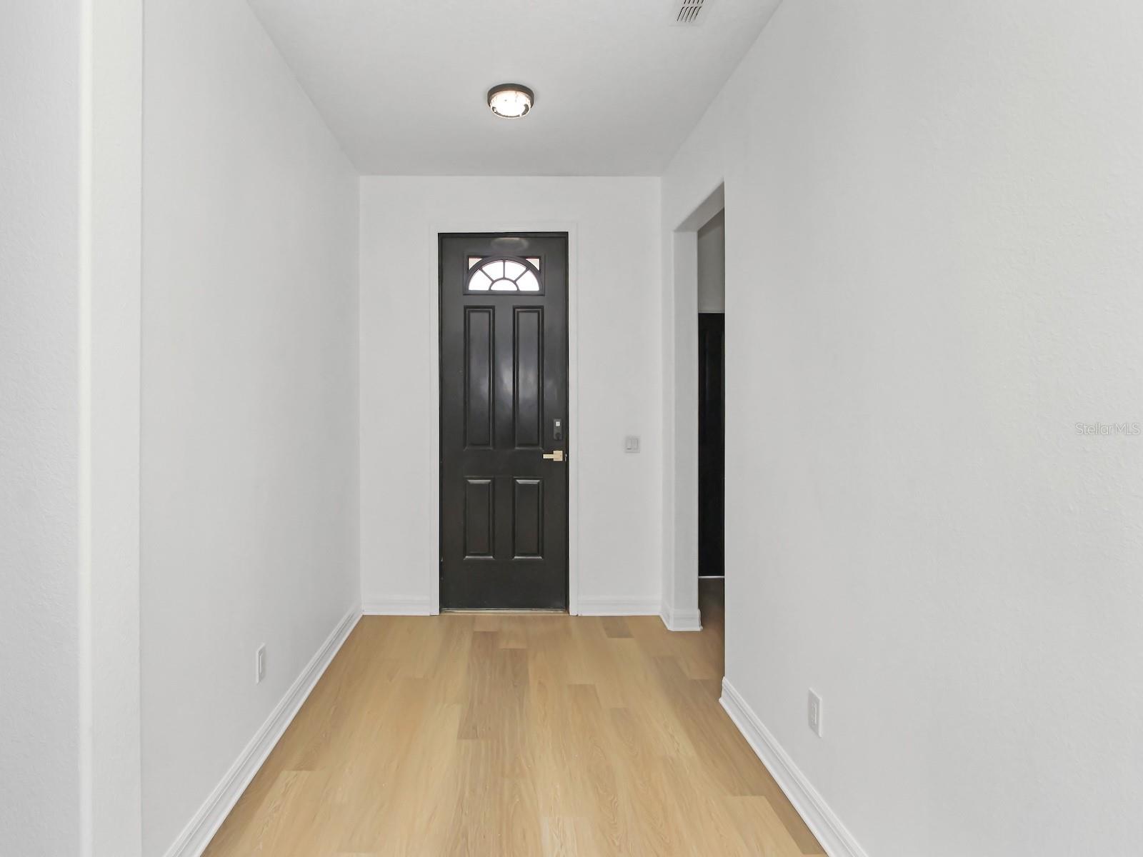 Image 21 of 60 For 13313 Halkyn Point