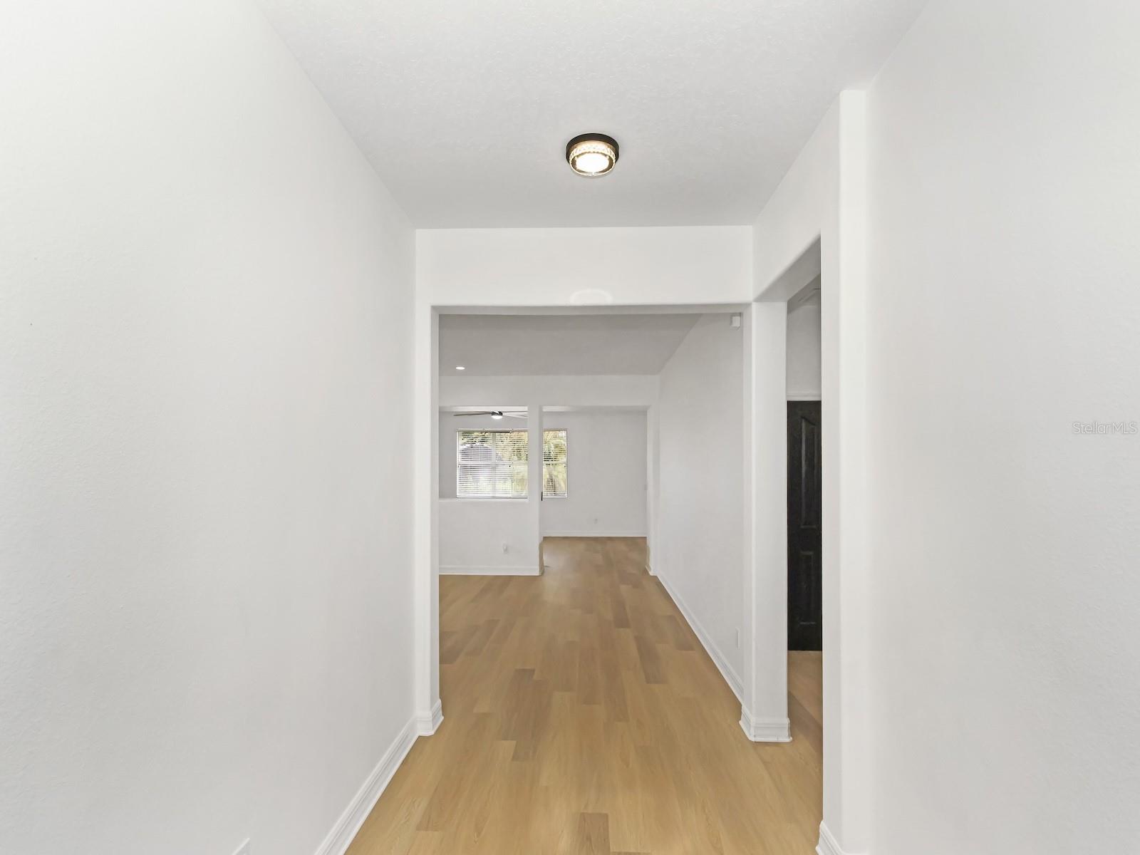 Image 23 of 60 For 13313 Halkyn Point