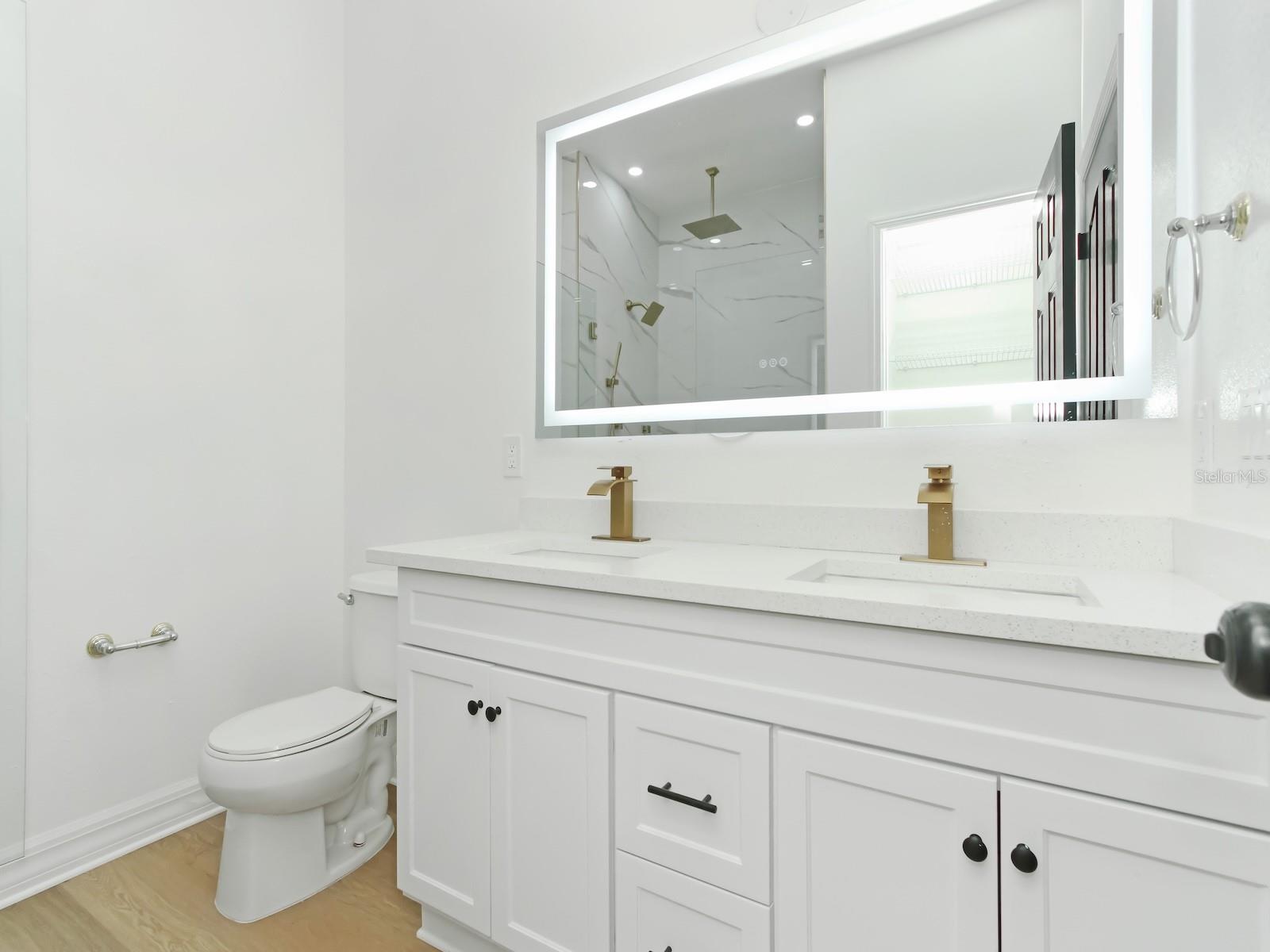 Image 30 of 60 For 13313 Halkyn Point