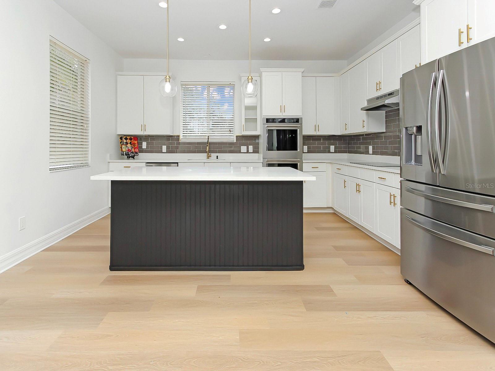 Image 5 of 60 For 13313 Halkyn Point