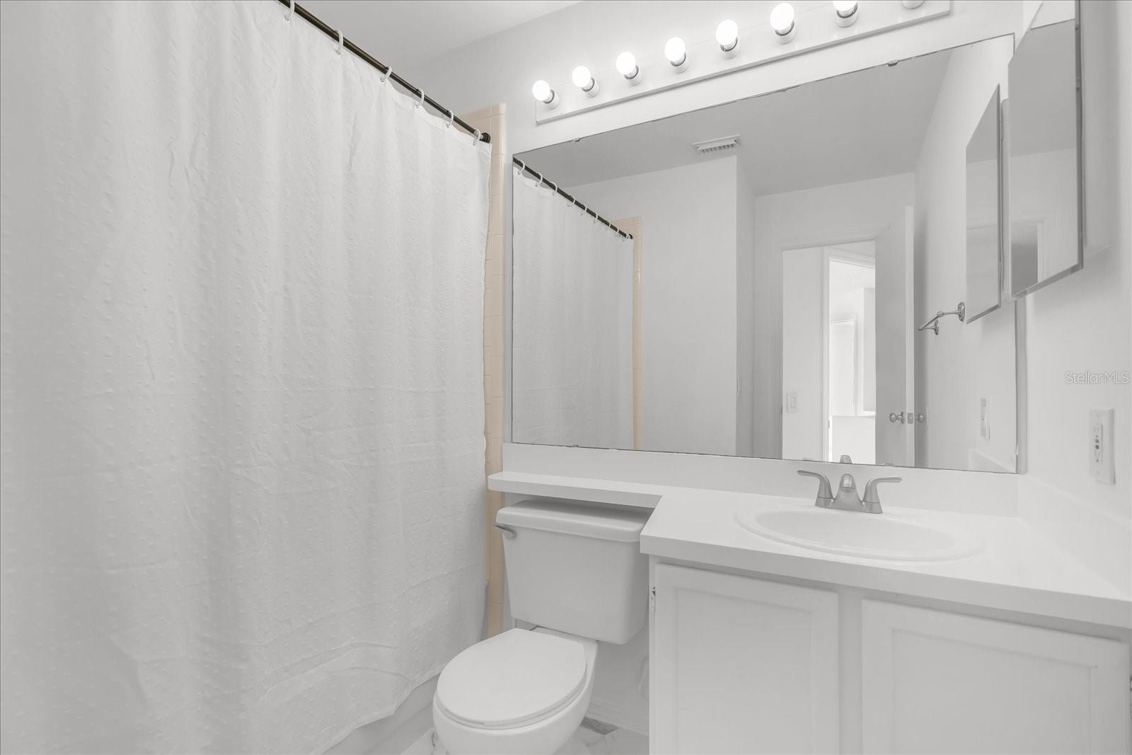 Image 14 of 23 For 14852 Laguna Beach Circle