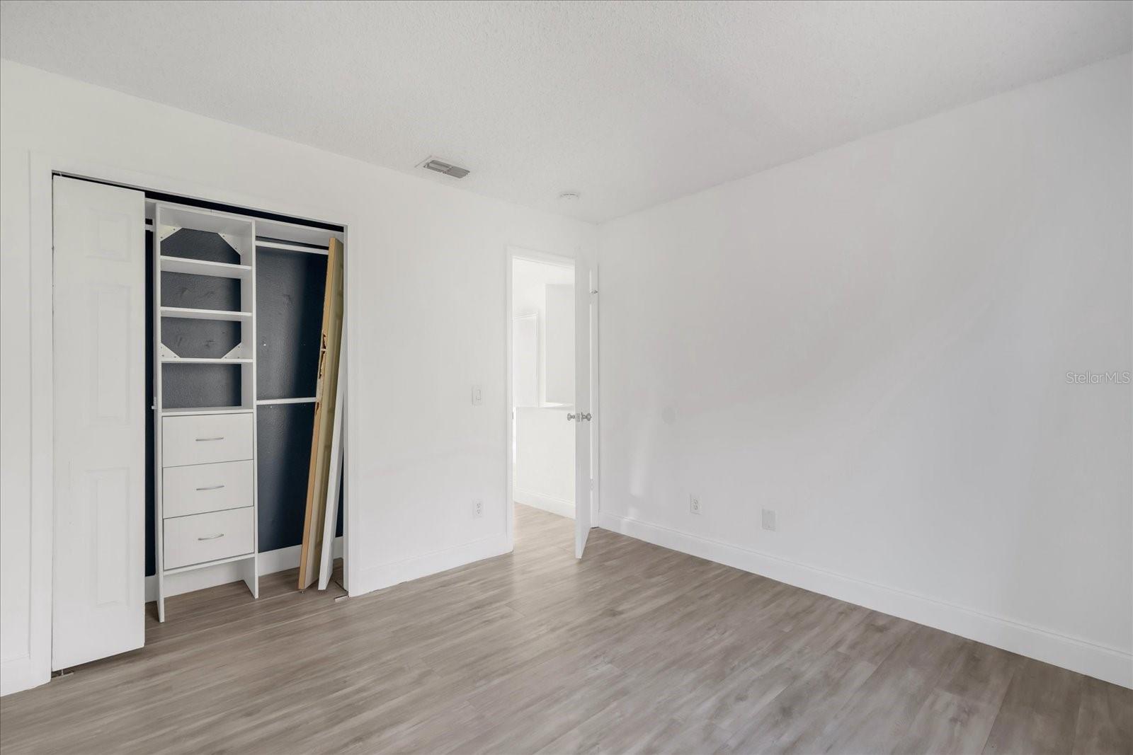 Image 16 of 23 For 14852 Laguna Beach Circle